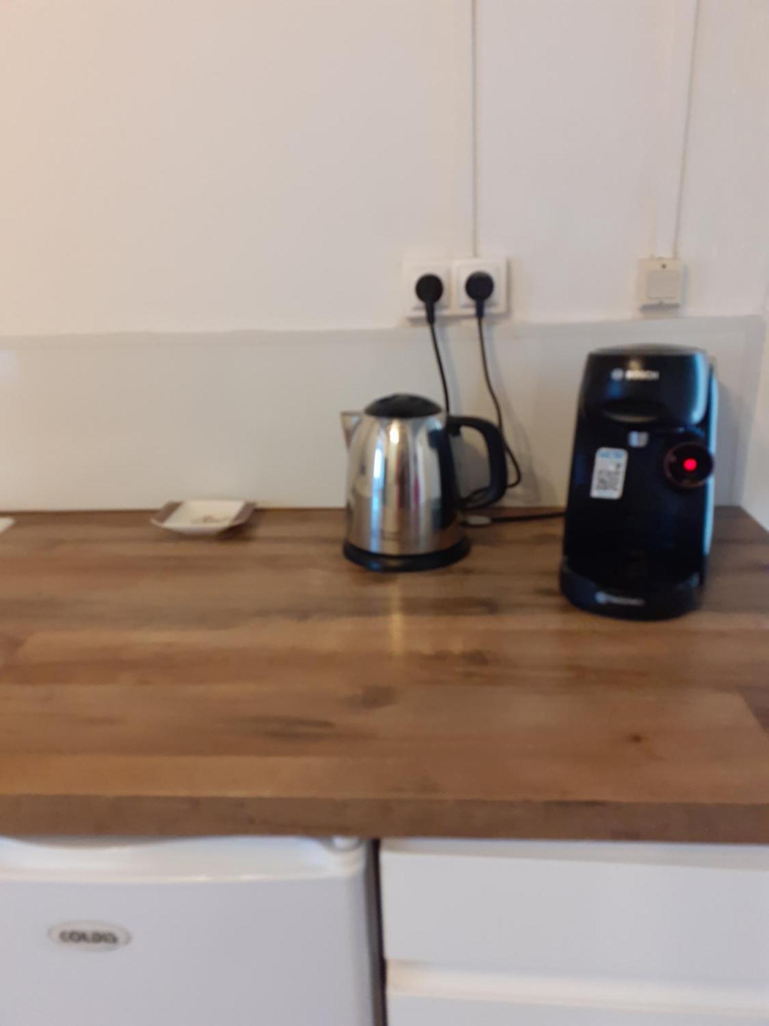 Wildberry Cottage Orgères-la-Roche Екстериор снимка