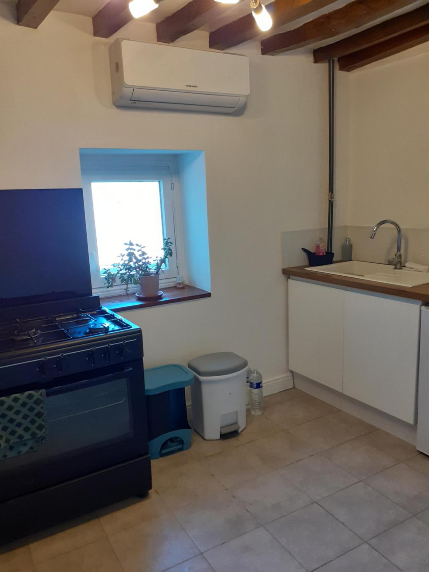 Wildberry Cottage Orgères-la-Roche Екстериор снимка