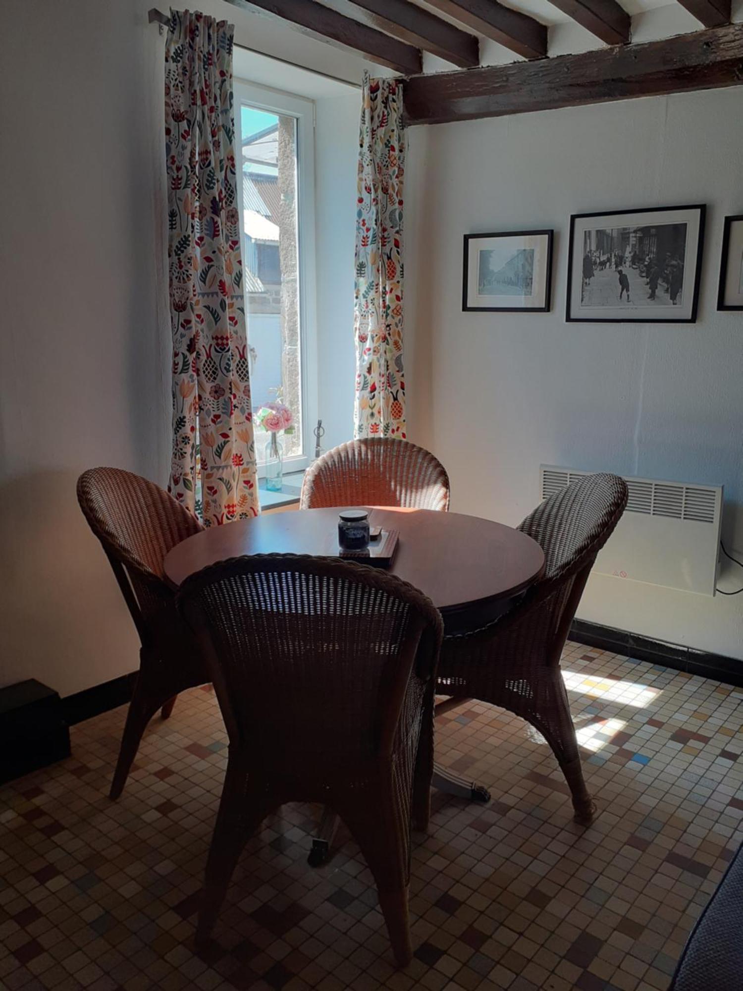 Wildberry Cottage Orgères-la-Roche Екстериор снимка