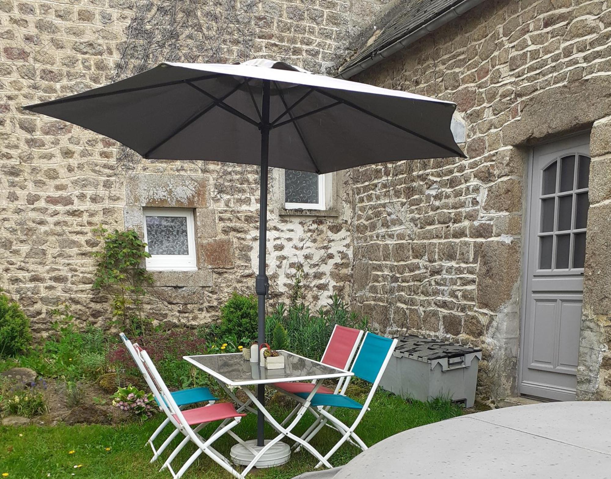 Wildberry Cottage Orgères-la-Roche Екстериор снимка