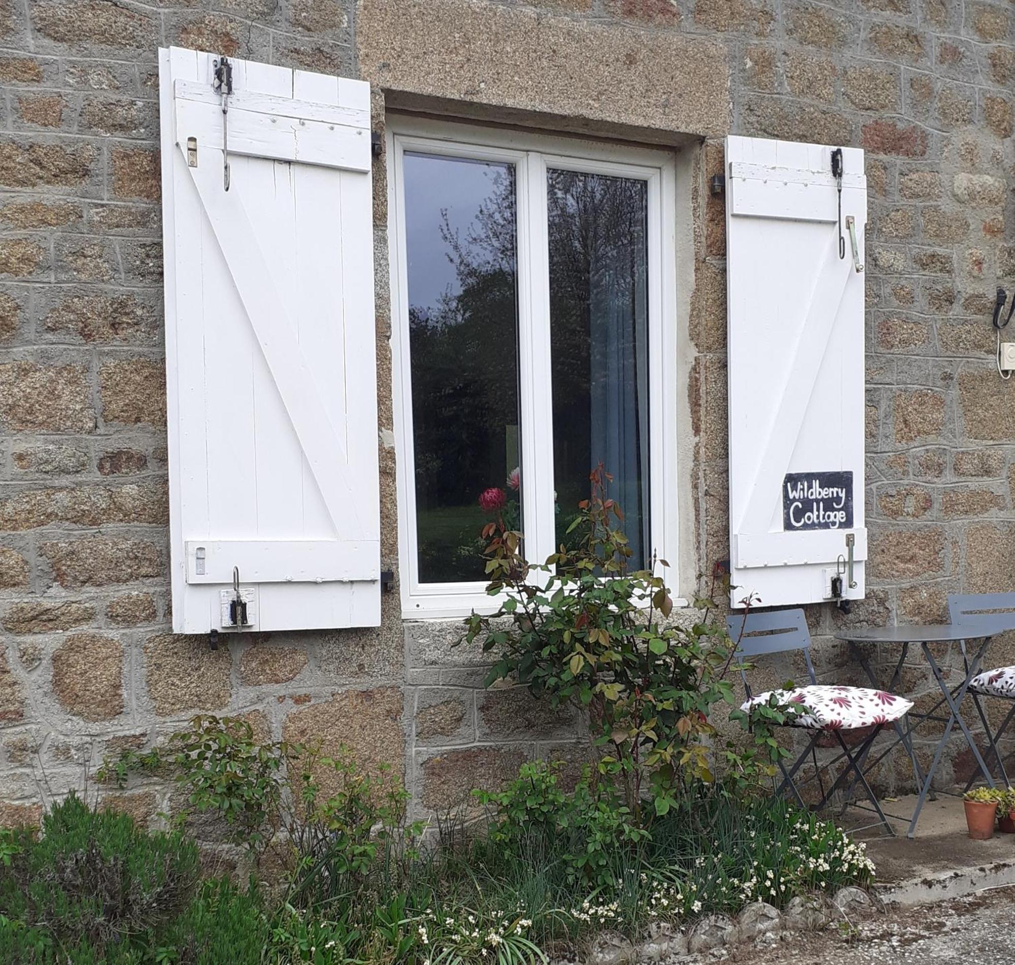 Wildberry Cottage Orgères-la-Roche Екстериор снимка