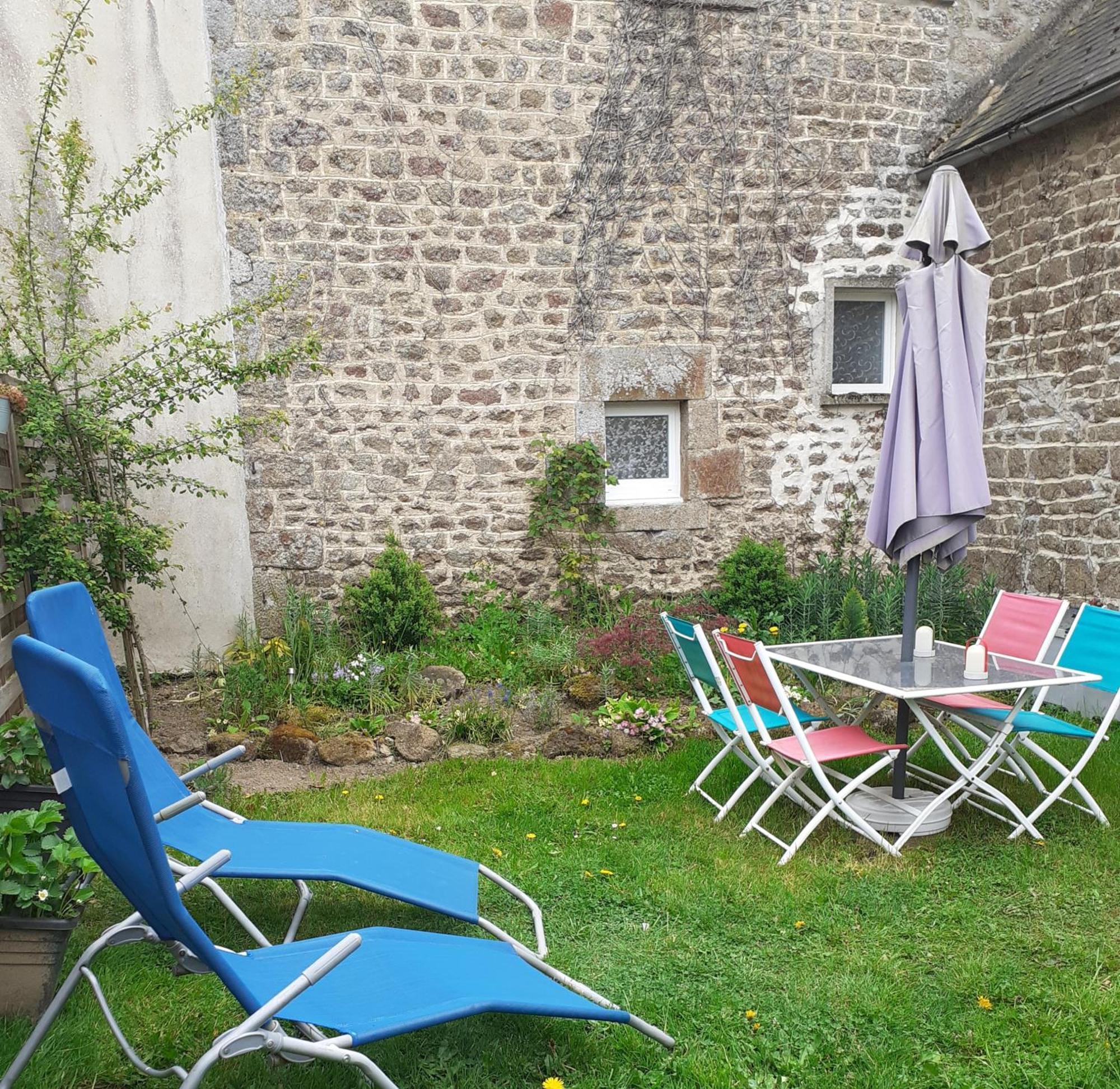 Wildberry Cottage Orgères-la-Roche Екстериор снимка